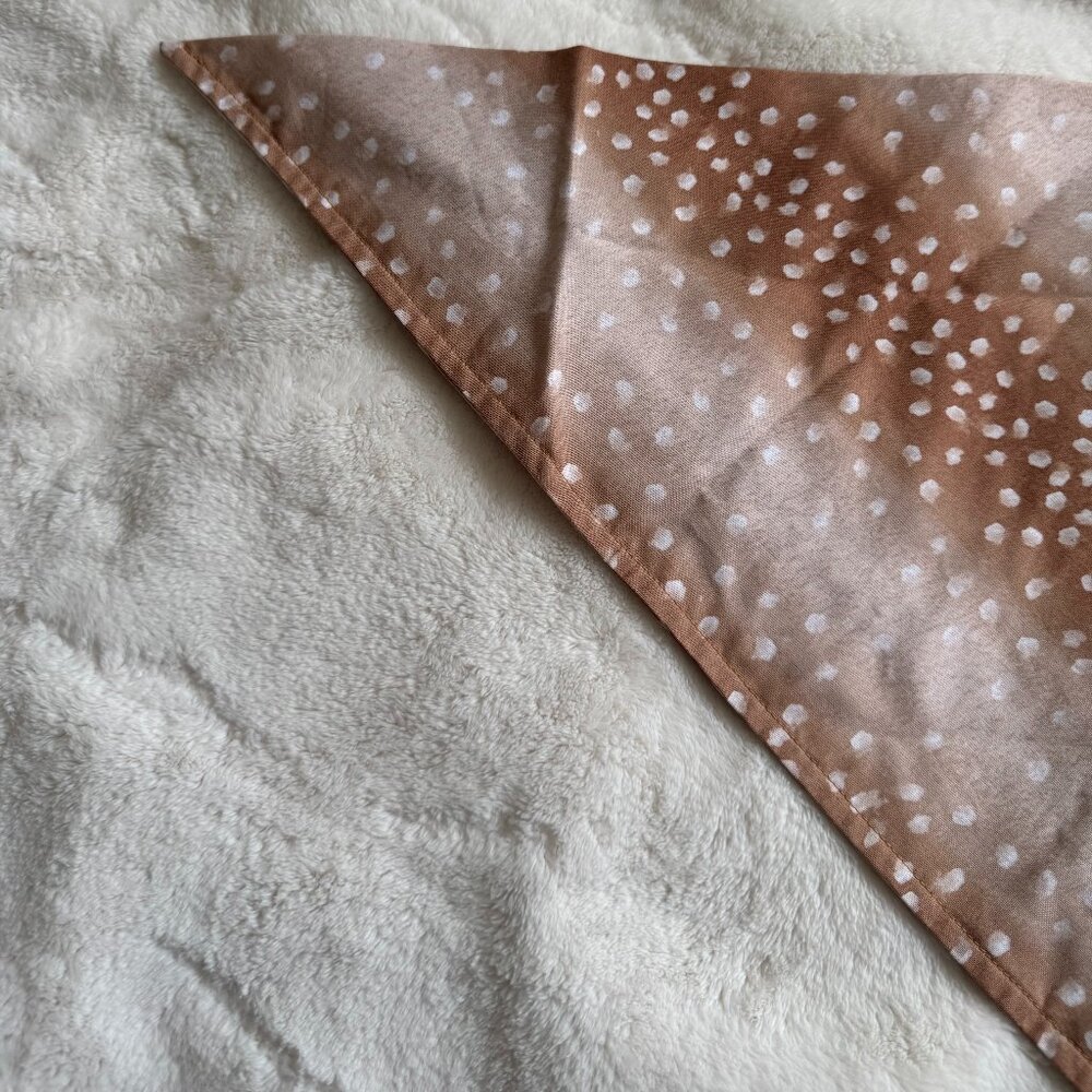 NWT Skippy & Pepper Deer Fawn Print Dog Bandana, Brown, Tan, + White, Size Large - Picture 2 of 16